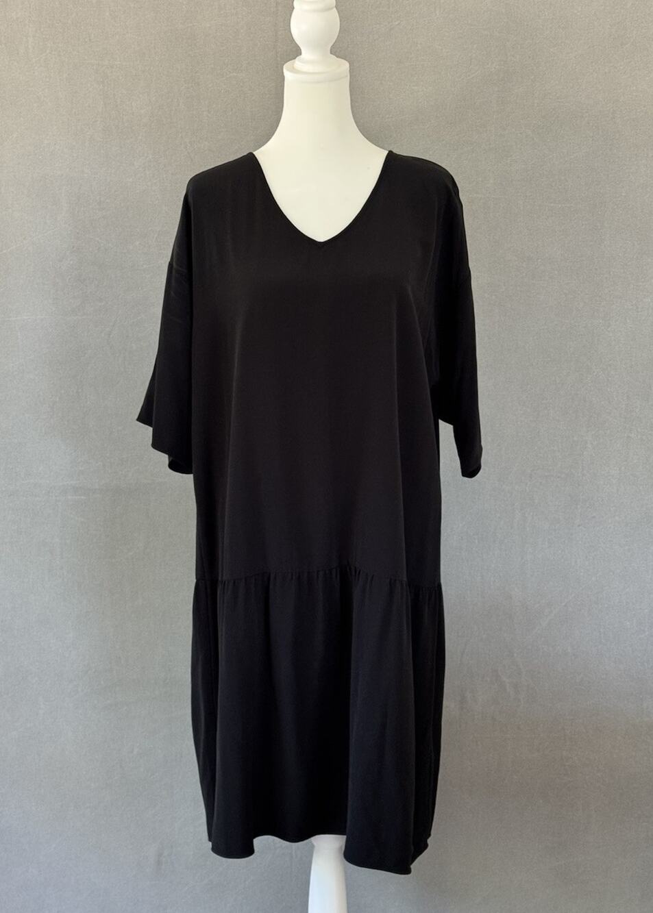 Eileen Fisher Black Drop Waist Midi Dress Lyocell Viscose Oversized M